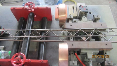 Мрежеста машина за челични прачки за градба (4)