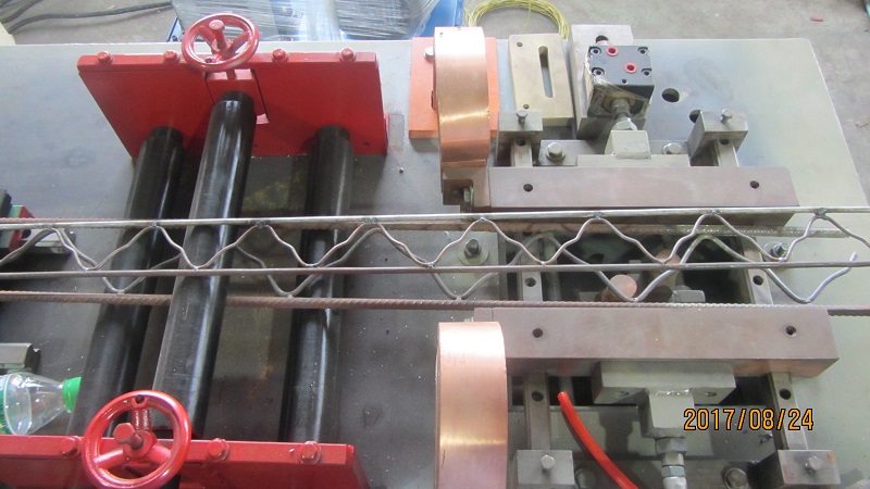 steel rods truss mesh machine for building (2)
