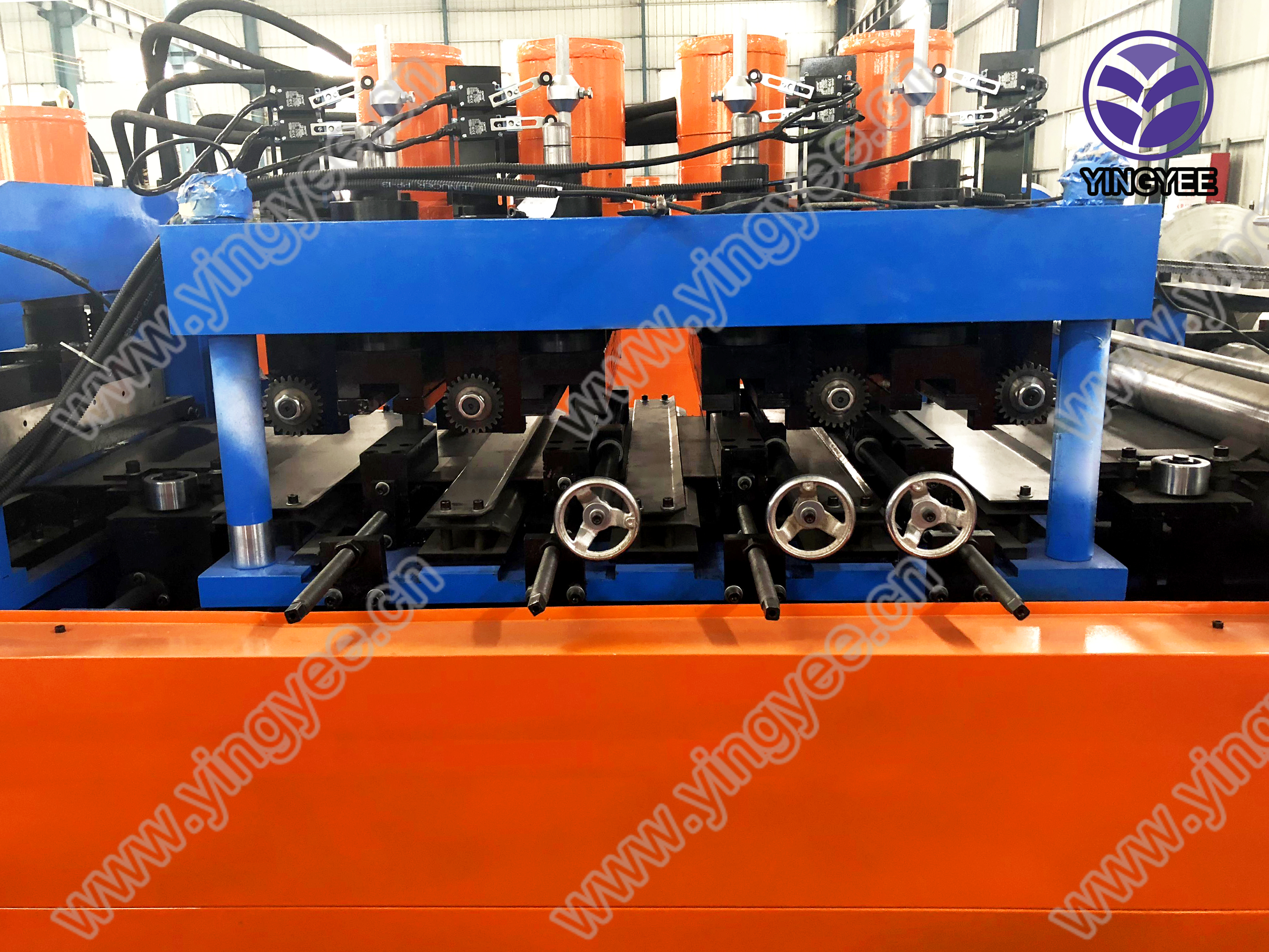 Steel Structure Forming Machine News - Automatic Metal Steel Framing Structure Building C/Z Purlin Cold ...