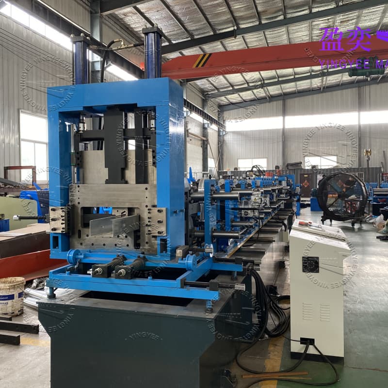 Purlin roll forming machine