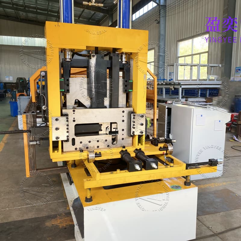 Purlin roll forming machine