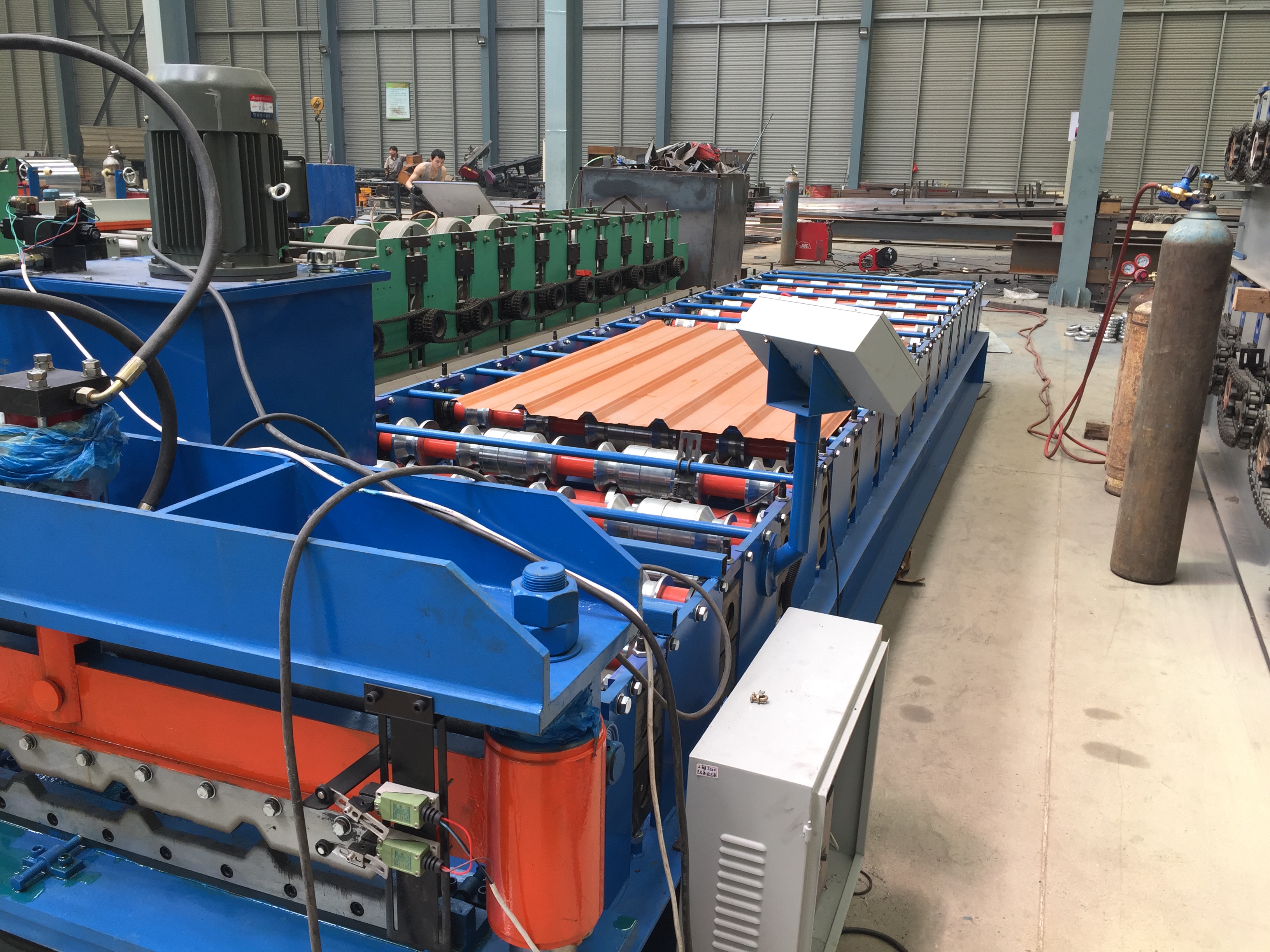 IBR trapezoid roof sheet roll forming machine