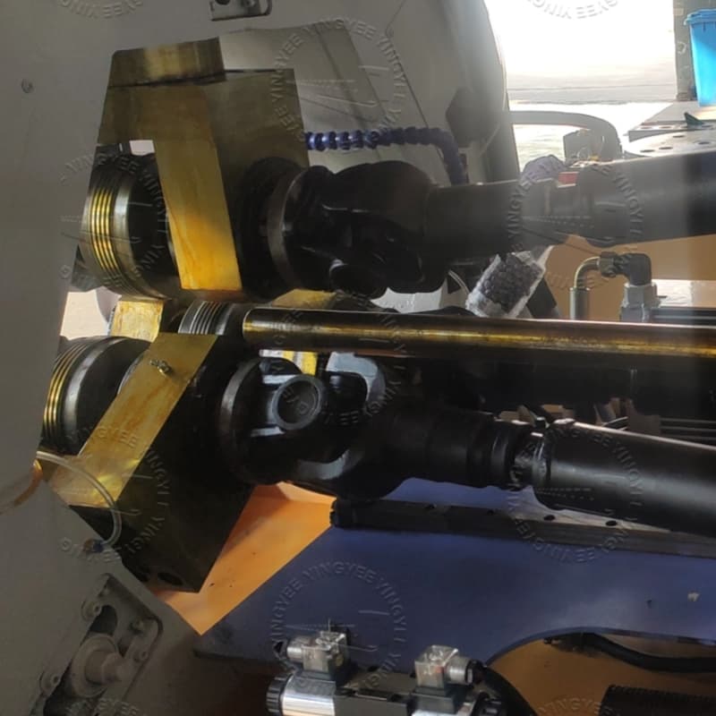 thread making machine