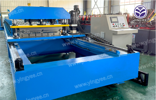 Roll Forming Machine