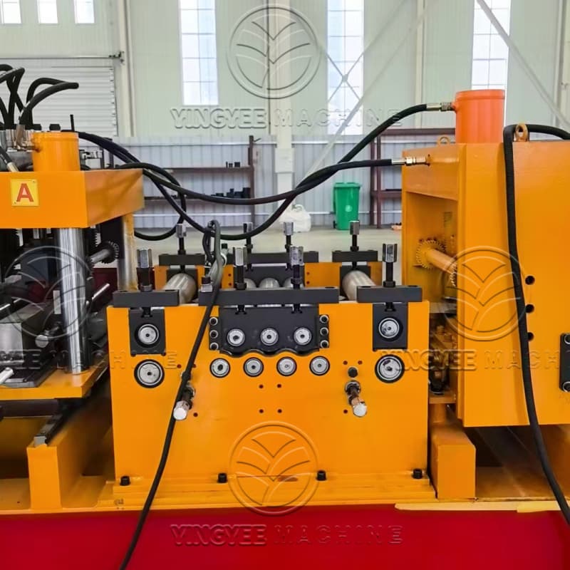 Purlin roll forming machine